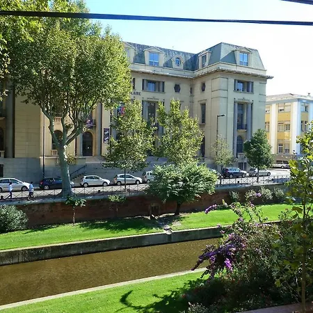Rive Gauche *